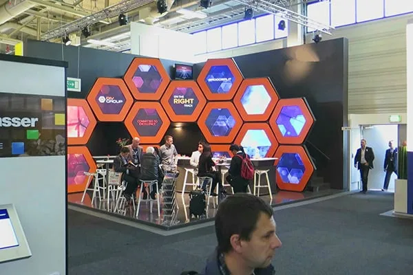 Aluminium Transparent LED Cabinet Hexagon LED Screen