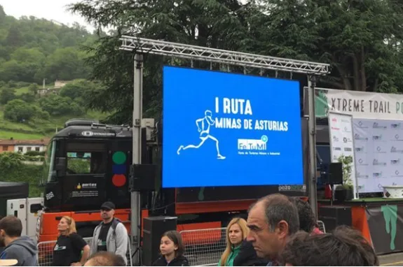 outdoor LED displays outdoor LED displays