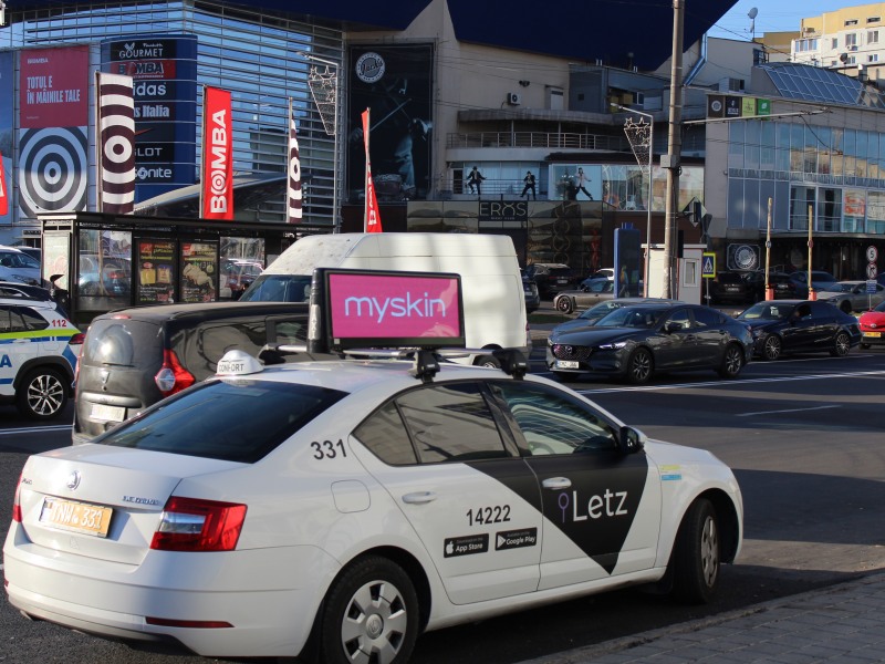 P2.5 Taxi LED Screen in Moldova P2.5 Taxi LED Screen in Moldova