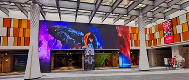 Pantalla LED para interiores versus exteriores