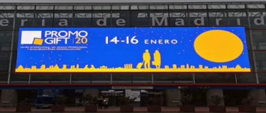 Why You Need A Curtain Led Display?