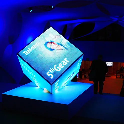 ลูกบาศก์ LED Display