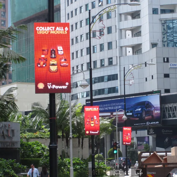 Tampilan LED Tiang Lampu