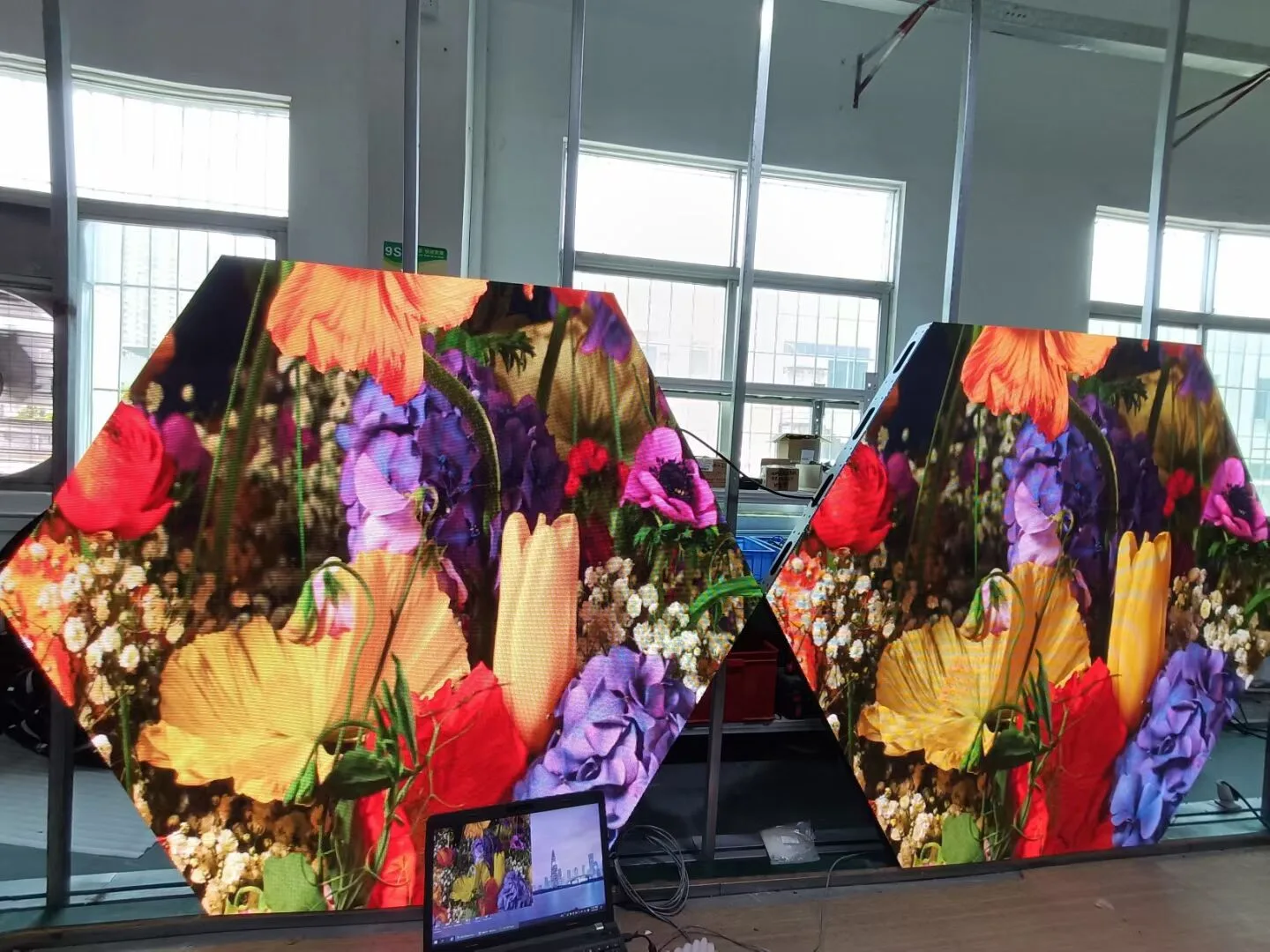 Hexagon LED Screen